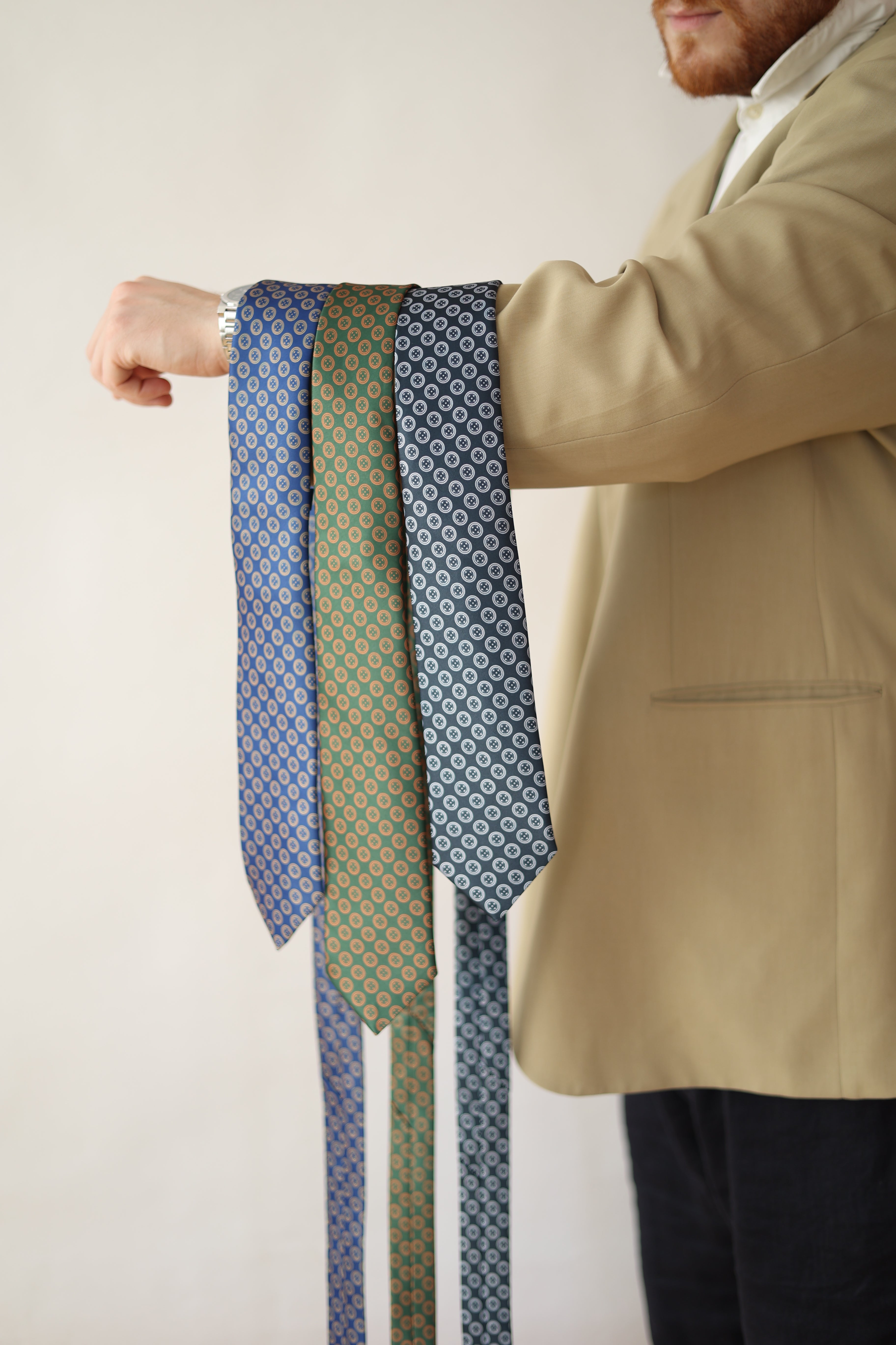 Deep Green Sword & Shield Silk Tie